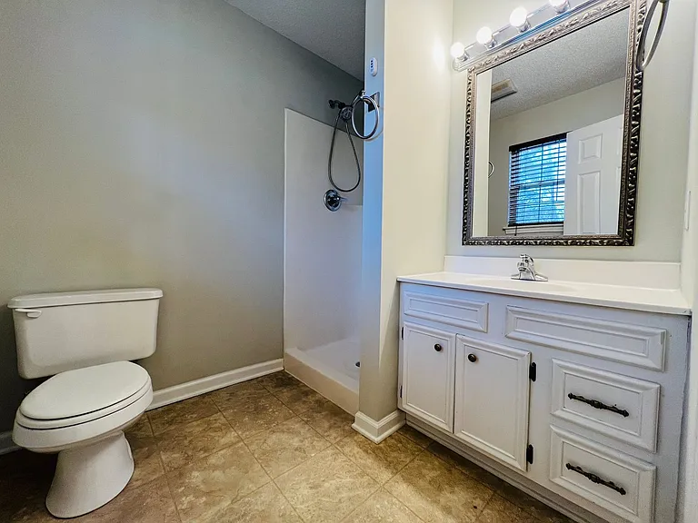 2050 Rocketts Way — Photo 11