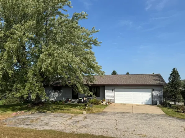 145 7th St SE, Oronoco, MN 55960