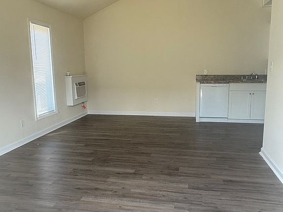 3rd image of 1608 Highland Way APT 3