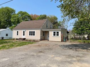 33 Strathmore Rd, Haverhill, MA 01832