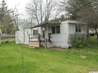 147 NE 4th Ave, Mill City, OR 97360