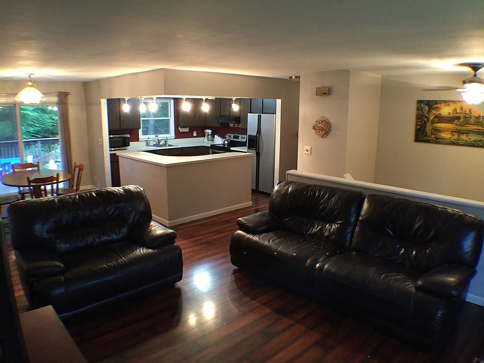 1st image of 1 Greybirch Ct