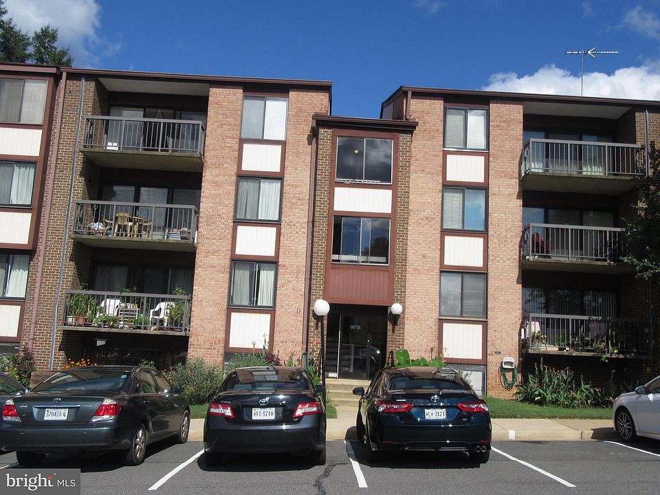 1st image of 9718 Kingsbridge Dr APT 002