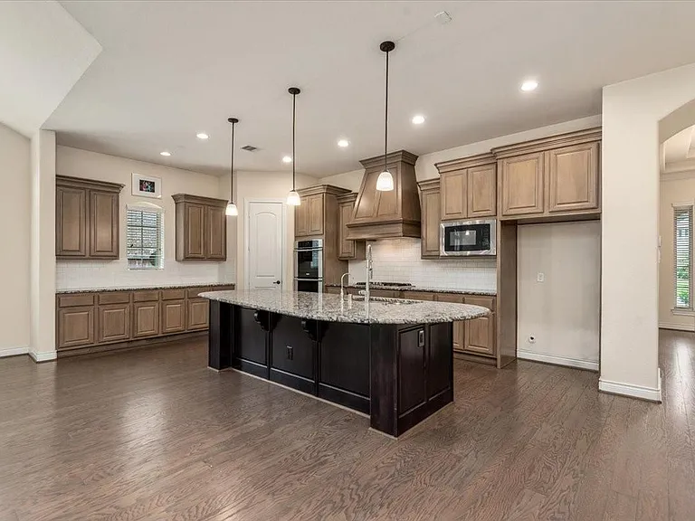 23034 Creek Park Dr — Photo 7