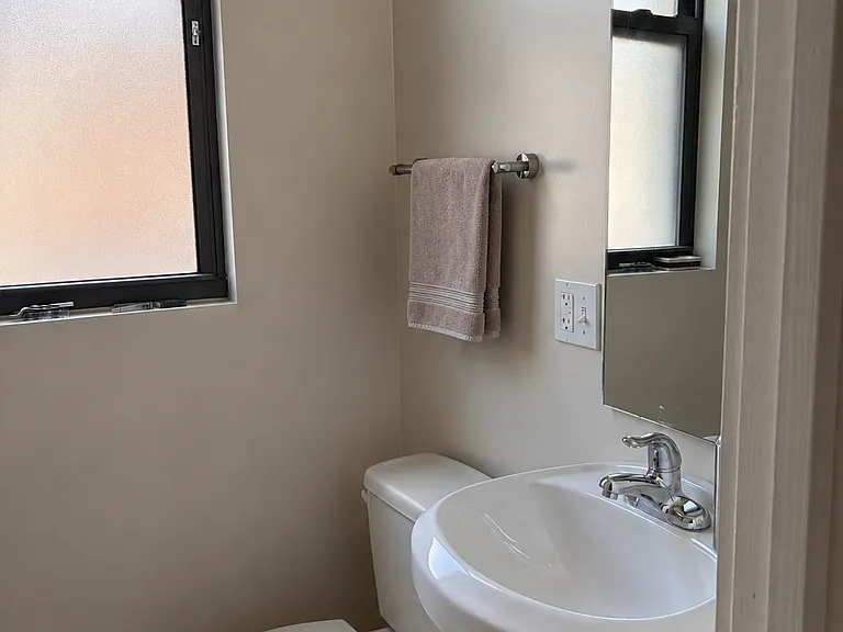 1373 W Chicago Ave #2C — Photo 7