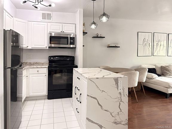 2nd image of 115 Dehaven Drive #205
