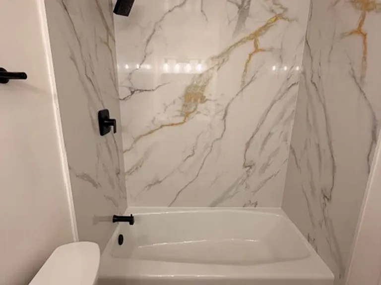 Dixon Townhouse — Photo 50
