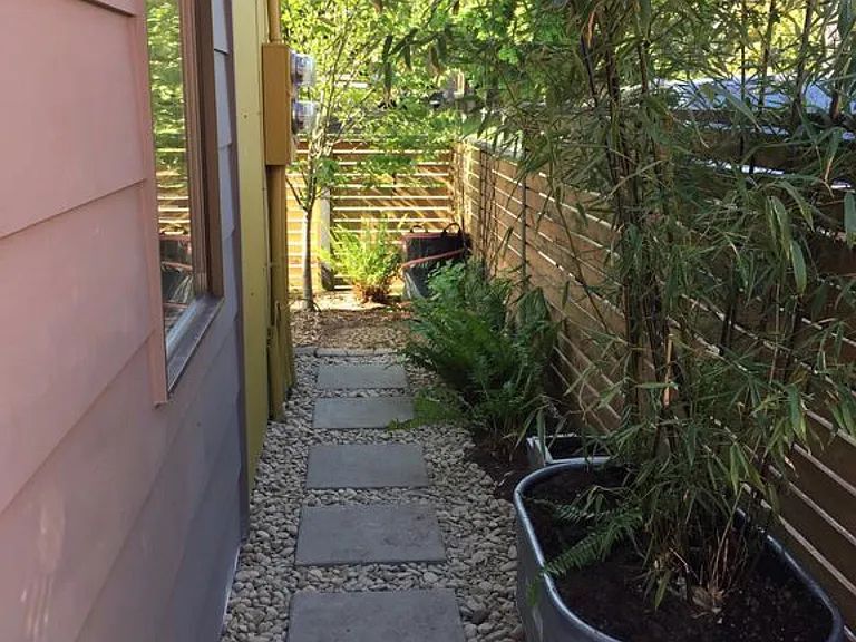 2427 S Norman St — Photo 10