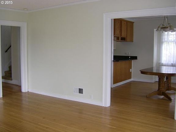 5th image of 495 Kensington Ave