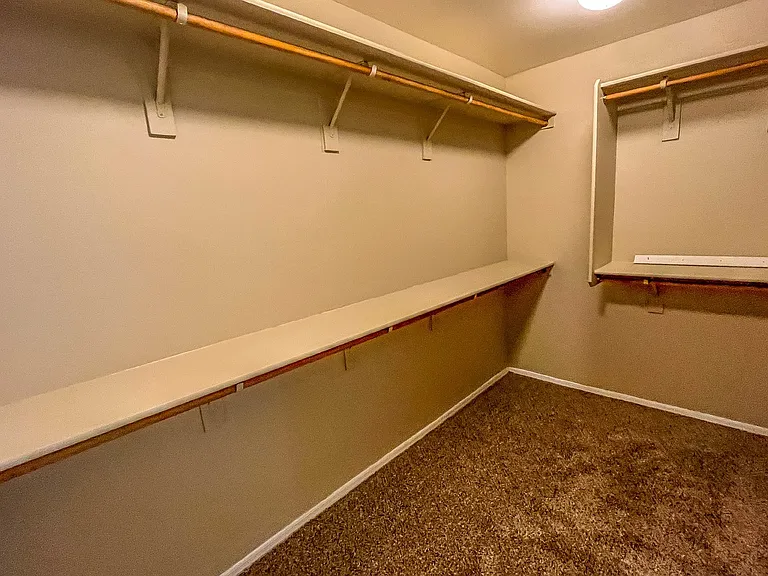 853 W Calle Barbitas — Photo 34