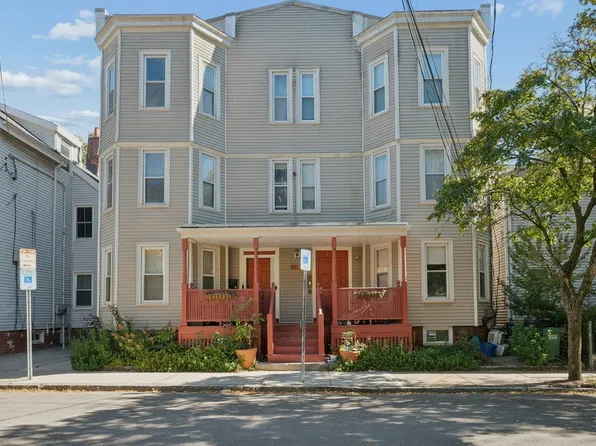 120 Pleasant St Unit 3, Cambridge, MA 02139