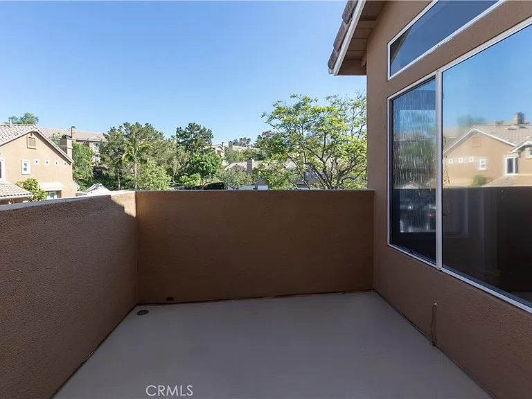 28456 Klondike Dr — Photo 4