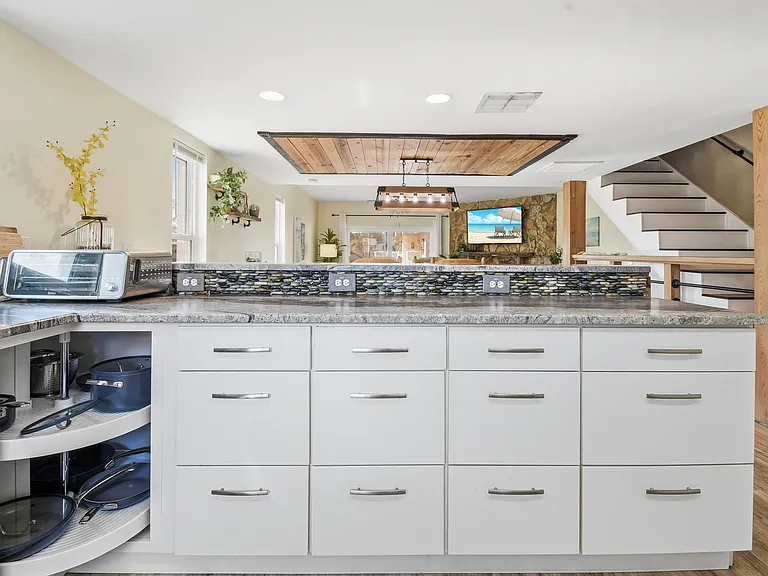 255 Capri Cir N #8 — Photo 13