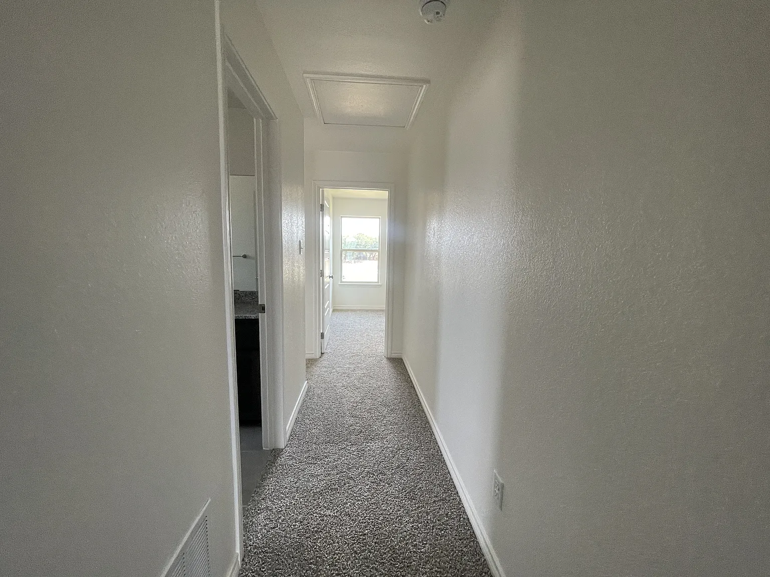 302 Agua Chiquita Court - A — Photo 3