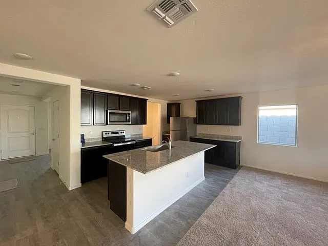 New House in Casa Grande — Photo 3