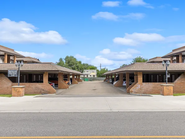 240 McIntosh Rd #225, Kelowna, BC V1X 2C4
