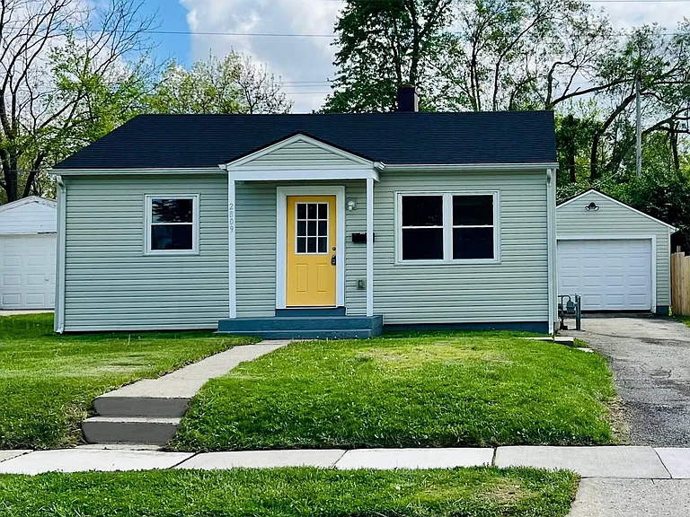 2809 Morton Dr — Photo 1