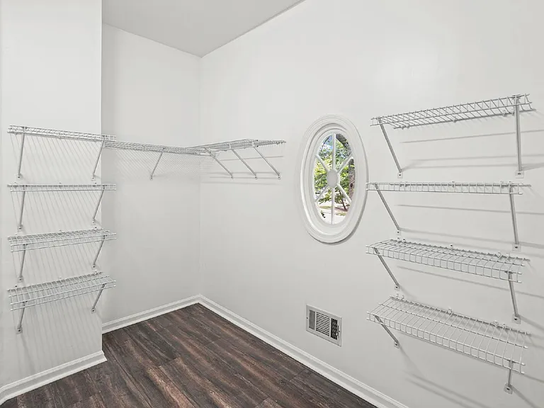 11355 Vedrines Dr — Photo 30