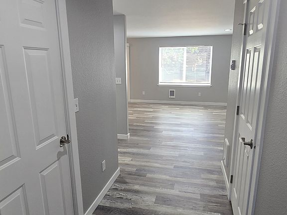 3rd image of 5318 108th St NE #B