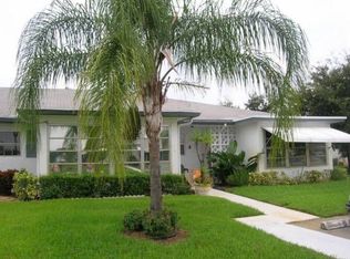 1165 S Drive Cir APT D, Delray Beach, FL 33445