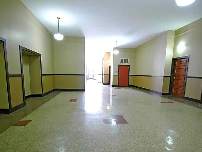 City View Lofts — Photo 4