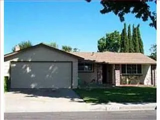 35022 Begonia St photo 1