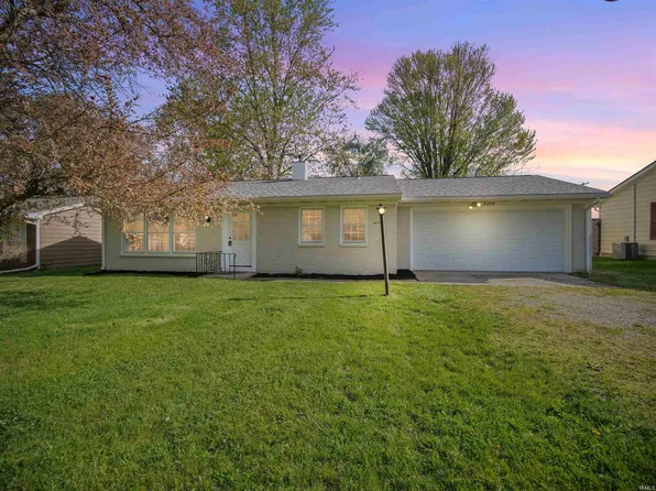 5209 Renfrew Dr, Fort Wayne, IN 46835