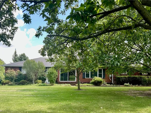 16783 Whitehead Rd, Lagrange, OH 44050