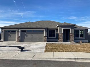 2749 Ketch Rd, Richland, WA 99354