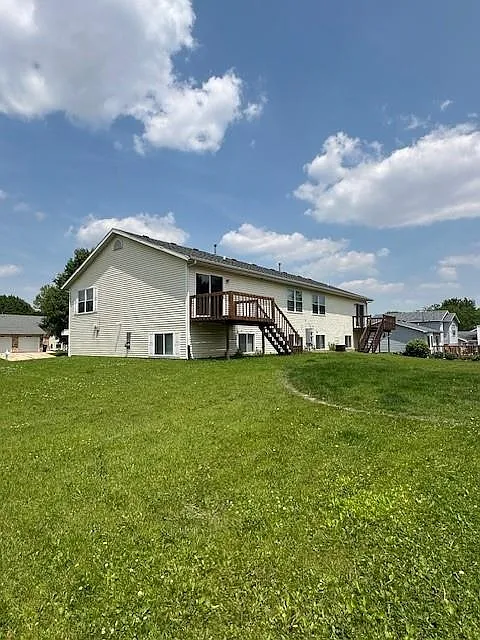 1629 Rustic Dr