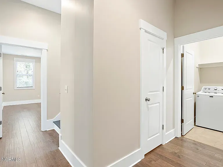 4076 Tamarisk Ln — Photo 22