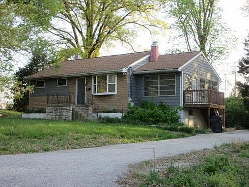 2nd image of 4461 W Washington St