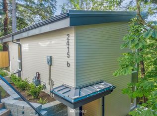 2415 B 19th Ave E, Seattle, WA 98112