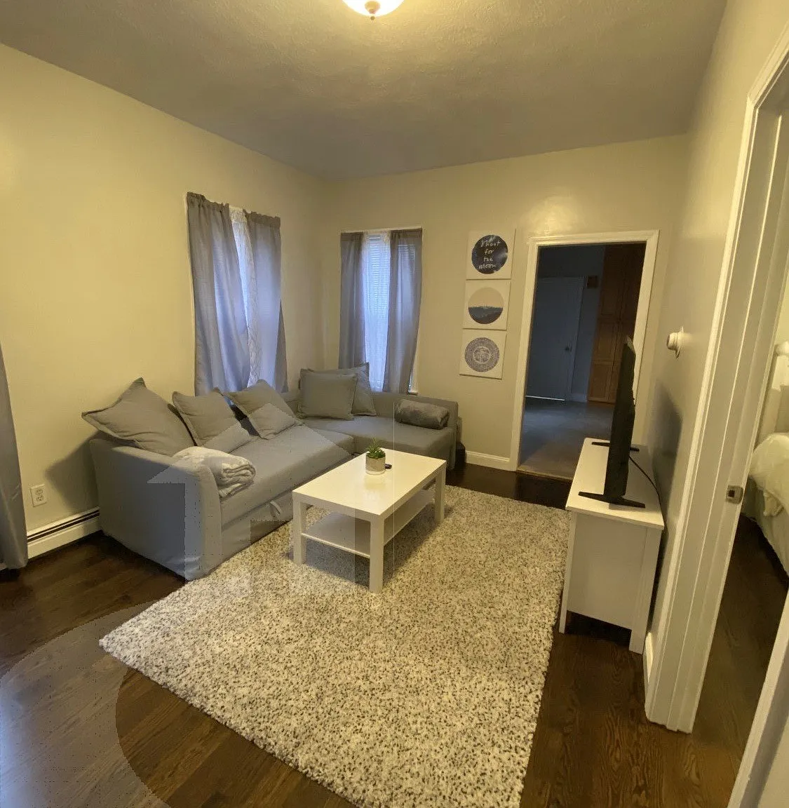 2 bed, 900 sqft, $2,800 — Photo 2