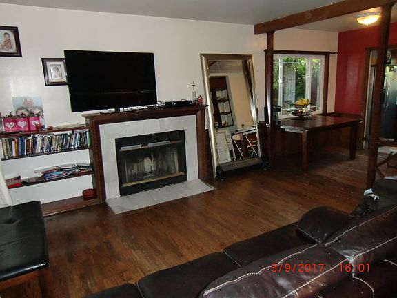 5th image of 22129 Covello St