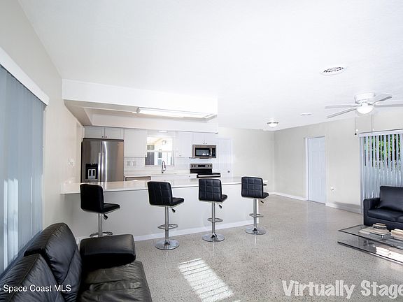 3rd image of 64 Knollwood Dr