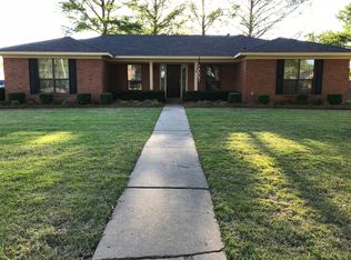 2781 Oxford Pl, Greenville, MS 38701