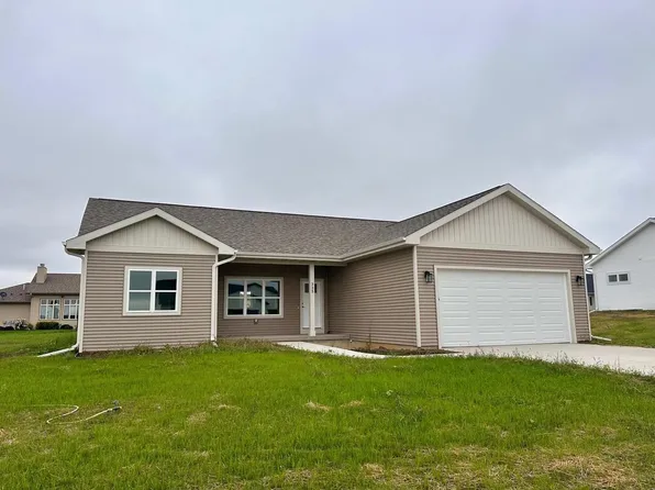 335 Eisenhower Court, Cuba City, WI 53807