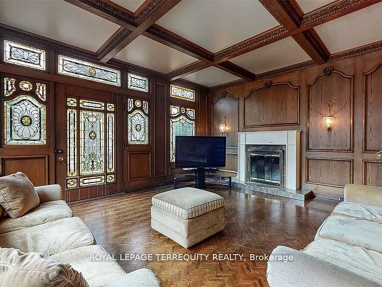 312 Glenayr Rd — Photo 24