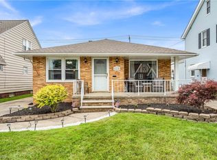 6115 Pelham Dr, Parma, OH 44129
