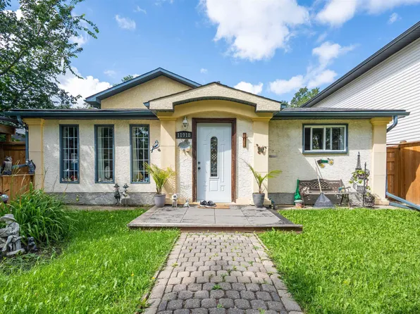 11918 42nd St NW, Edmonton, AB T5W 2N6