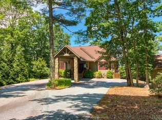 518 Wildcat Ln, Cashiers, NC 28717
