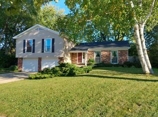 728 Exmoor Ter, Crystal Lake, IL 60014