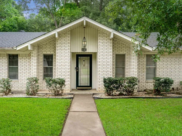 1812 Rodden Dr, Longview, TX 75604