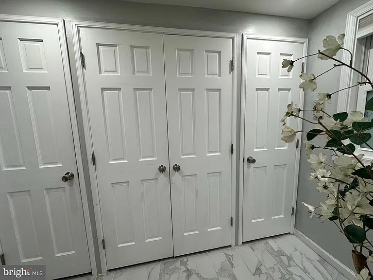 2485 Fenwick Cir — Photo 25