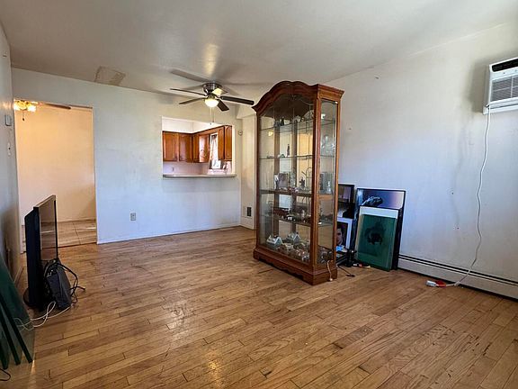 4th image of 52 Tiger Ct