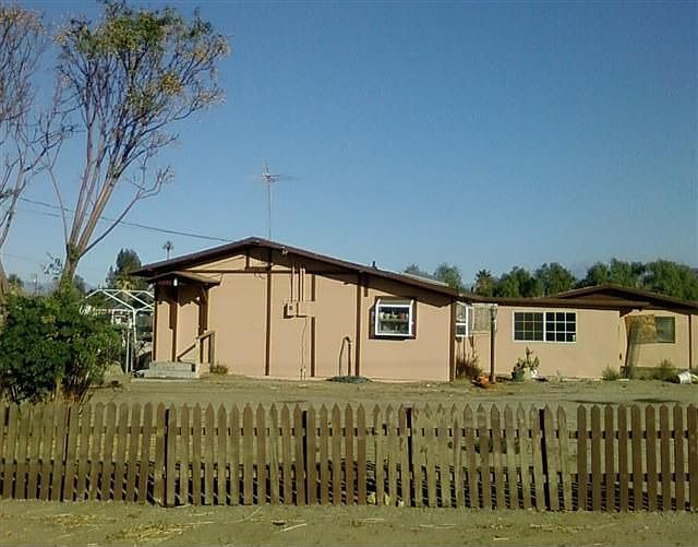 1st image of 19866 Magnolia Ave