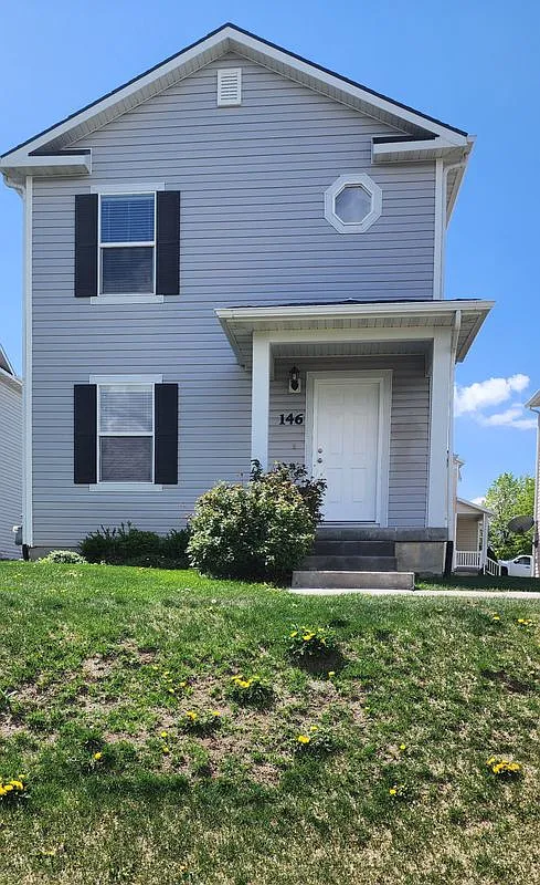 4 bed, 3.5 bath, 1920 sqft, $2,500 — Photo 1