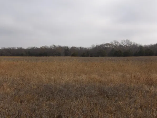 Hedge Rd, Coleman, OK 73432