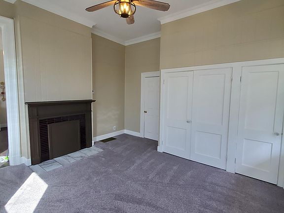 4th image of 131 W Center St APT 1
